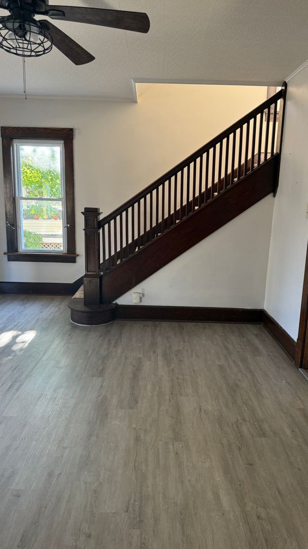 Building Photo - Large 4 bedroom single family home ready now!