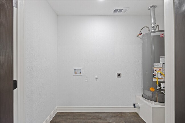 Building Photo - 125 Bolden St