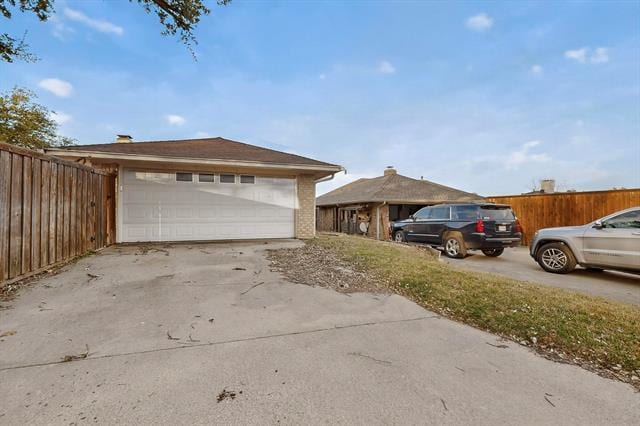 Building Photo - 1910 Glen Hill Dr