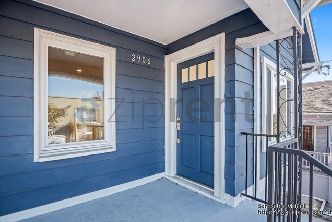 Building Photo - 2906 Adeline St