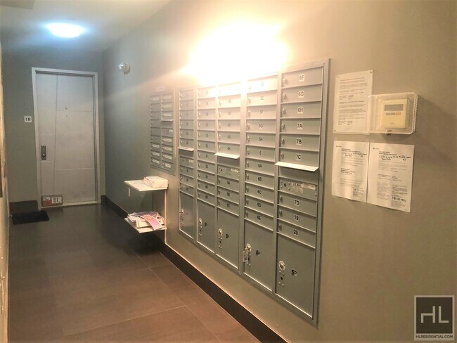 Building Photo - 3030 Middletown Rd