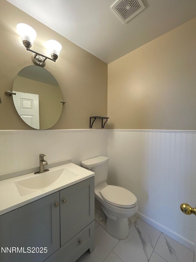 Building Photo - 5398 Coit Dr