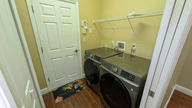Building Photo - 3/3 Located In +55 Community Trilogy Rent ...