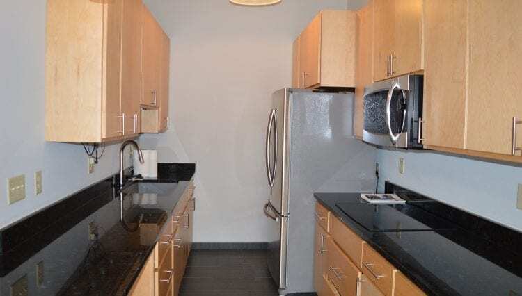 Building Photo - 6245 Charing Cross Ln