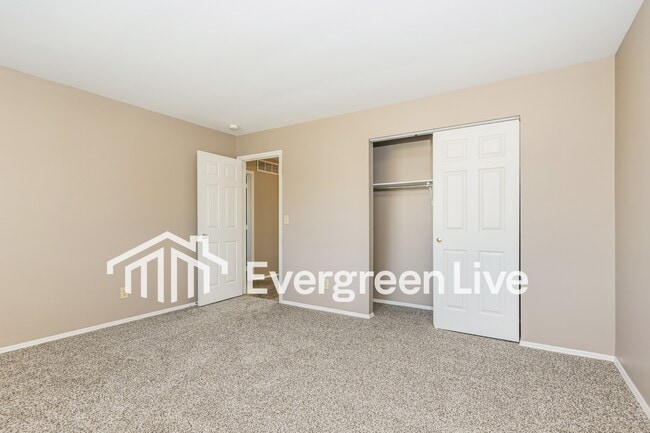 Building Photo - 6500 Loblolly Dr