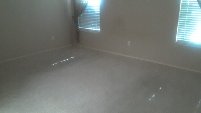 Building Photo - 5905 Longo Dr