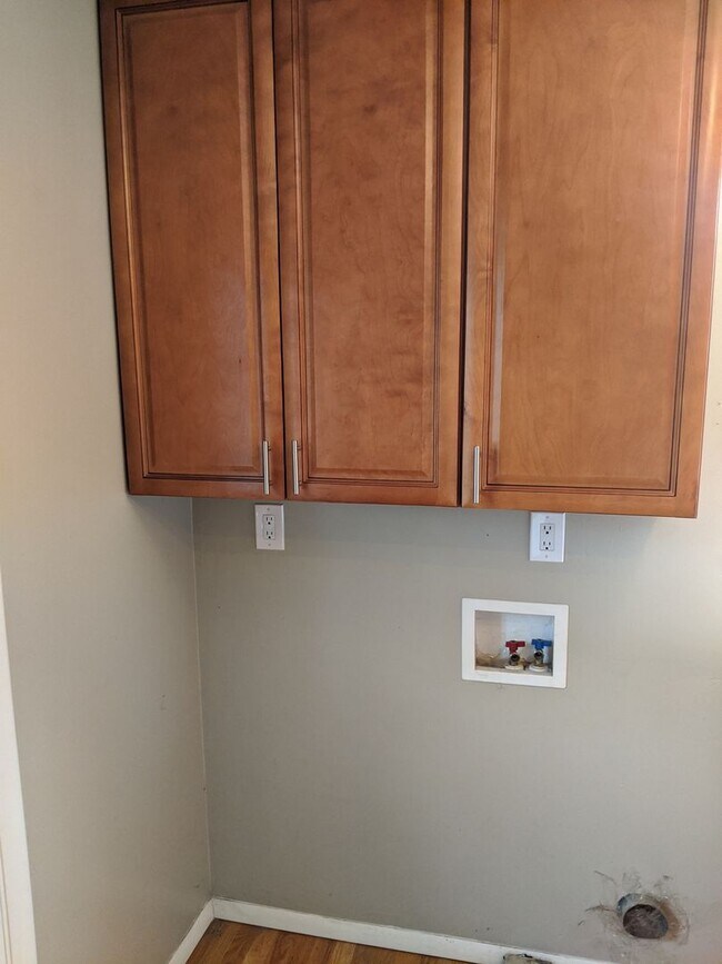 Building Photo - Osceola Duplex