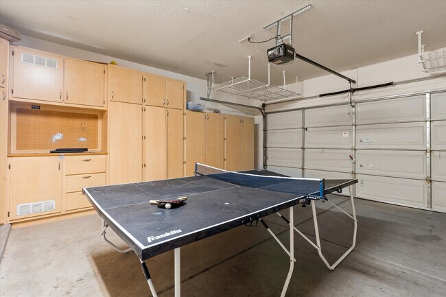 Building Photo - 3076 E Blue Ridge Pl
