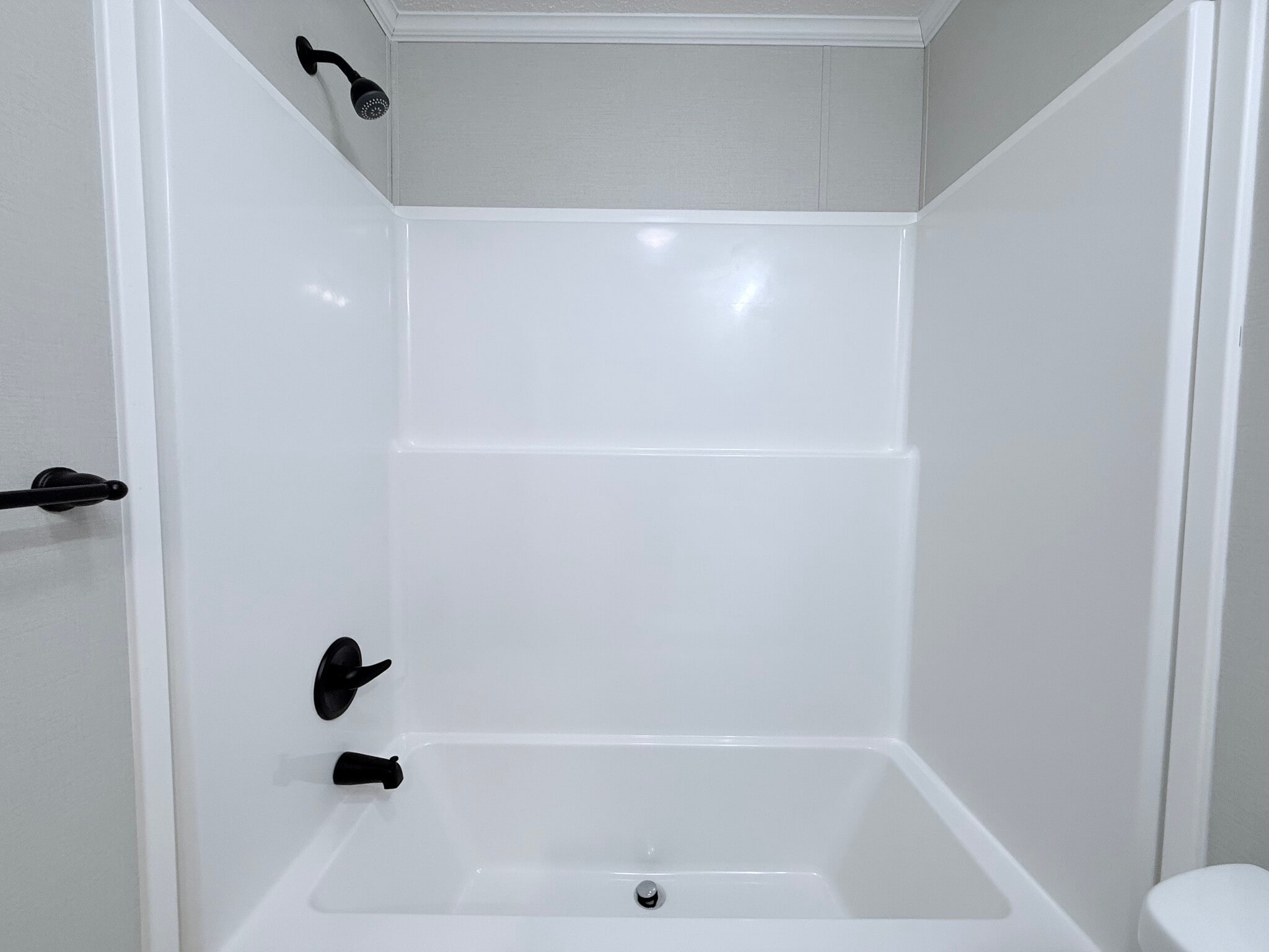 Building Photo - 29805 Jamestown Dr