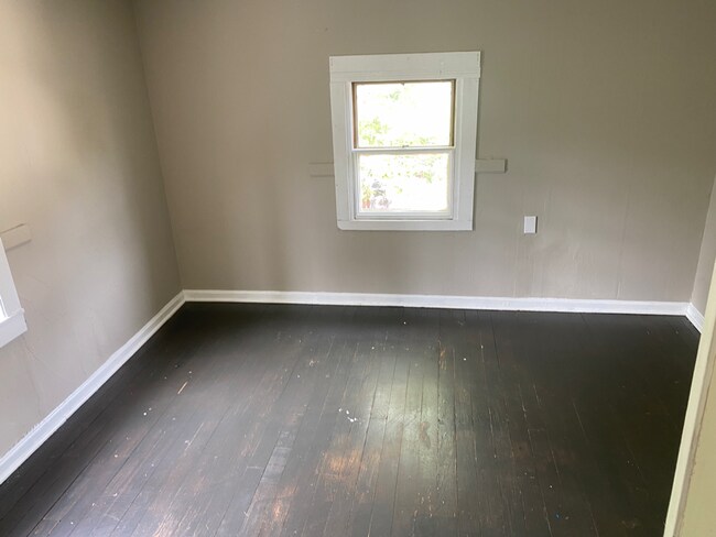 Building Photo - 934 Hunt St