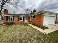 Building Photo - Beautiful Ranch in Desirable Neighborhood