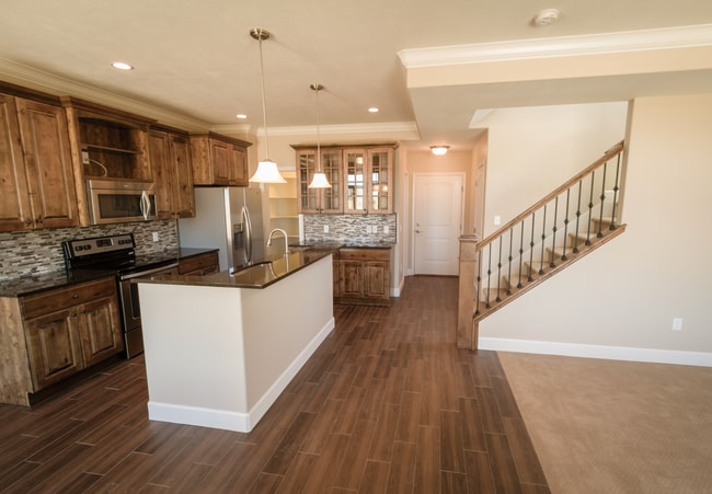 Building Photo - Italian Villages | 3-Bedroom Villa La Vigne (Unfinished Basement)