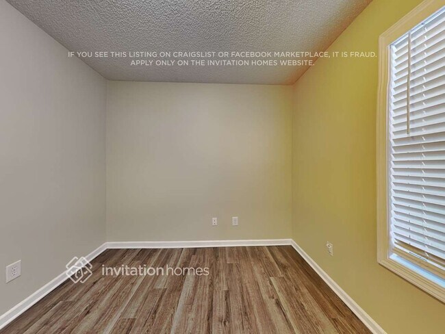 Building Photo - 5882 Culloden Ct