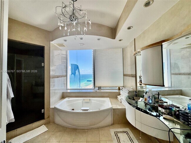 Building Photo - 18101 Collins Ave