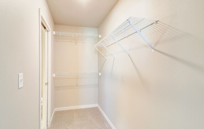 Building Photo - 3 Bed 2 Bath Single Family Home