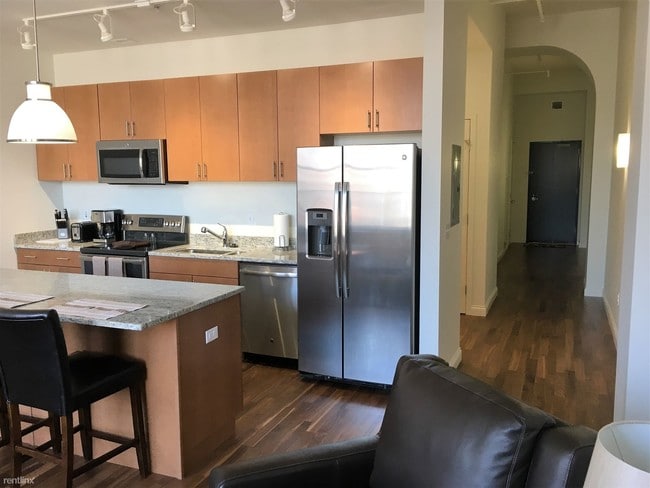 Building Photo - 1437 Woodward Ave