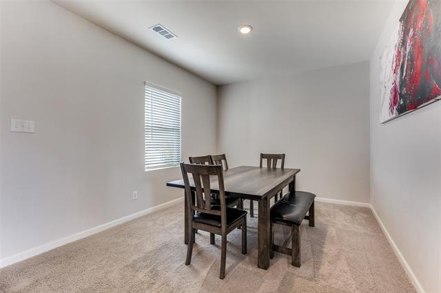 Building Photo - 8249 Stovepipe Dr