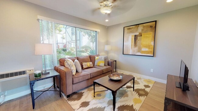 Interior Photo - Henry Square- Luxury Townhomes