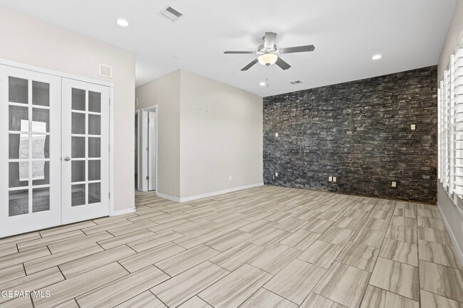 Building Photo - 408 Indigo Ct