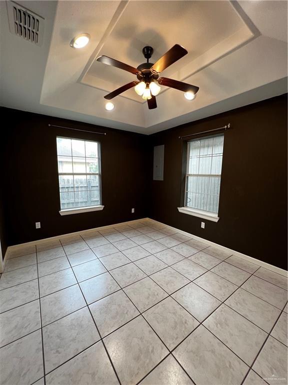 Building Photo - 906 Gonzalez Dr