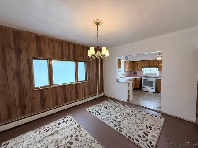 Building Photo - R130 Strayer St
