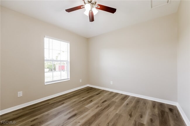 Building Photo - 3607 75th St W