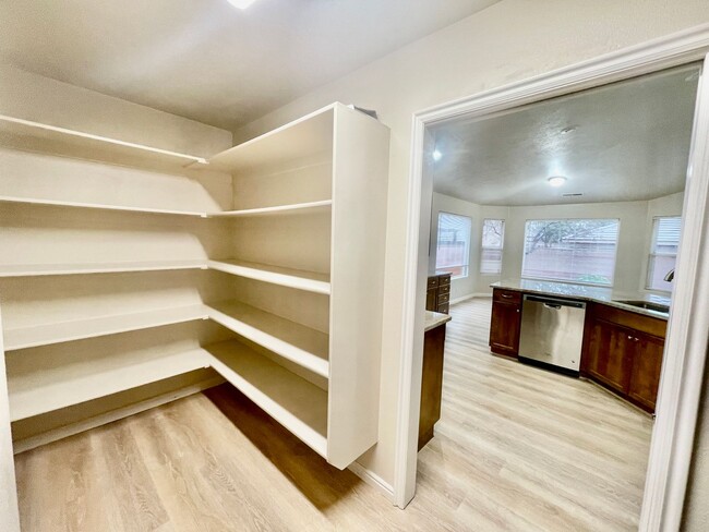 Building Photo - Lovely Pet-Friendly 4-BR Home in Ivins