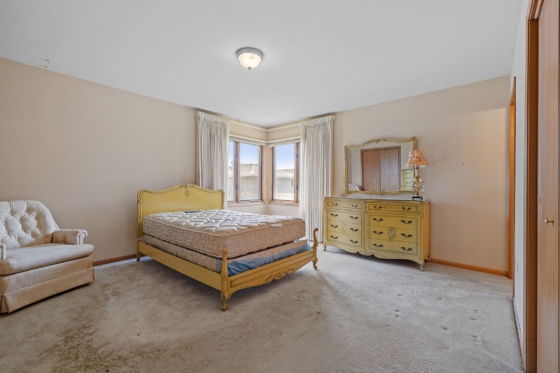 Building Photo - 11405 Foxwoods Dr
