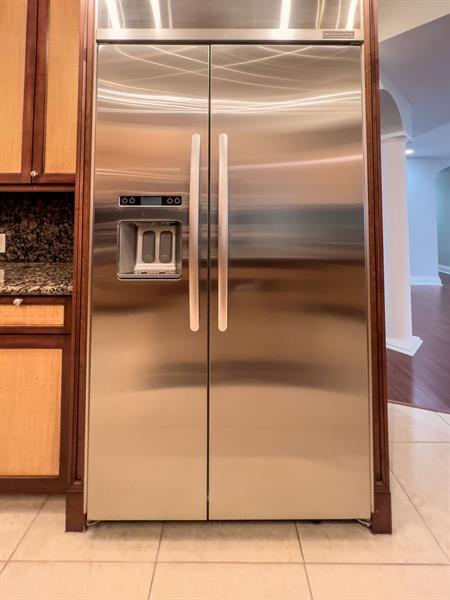 Building Photo - 4241 N Ocean Blvd