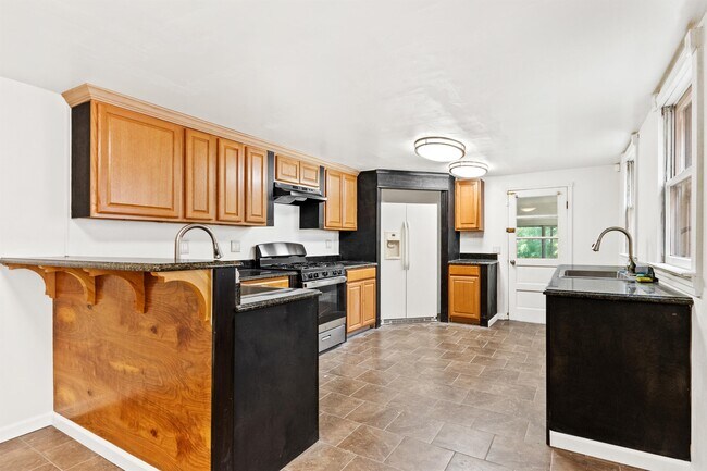 Building Photo - 353 Blackwood Clementon Rd