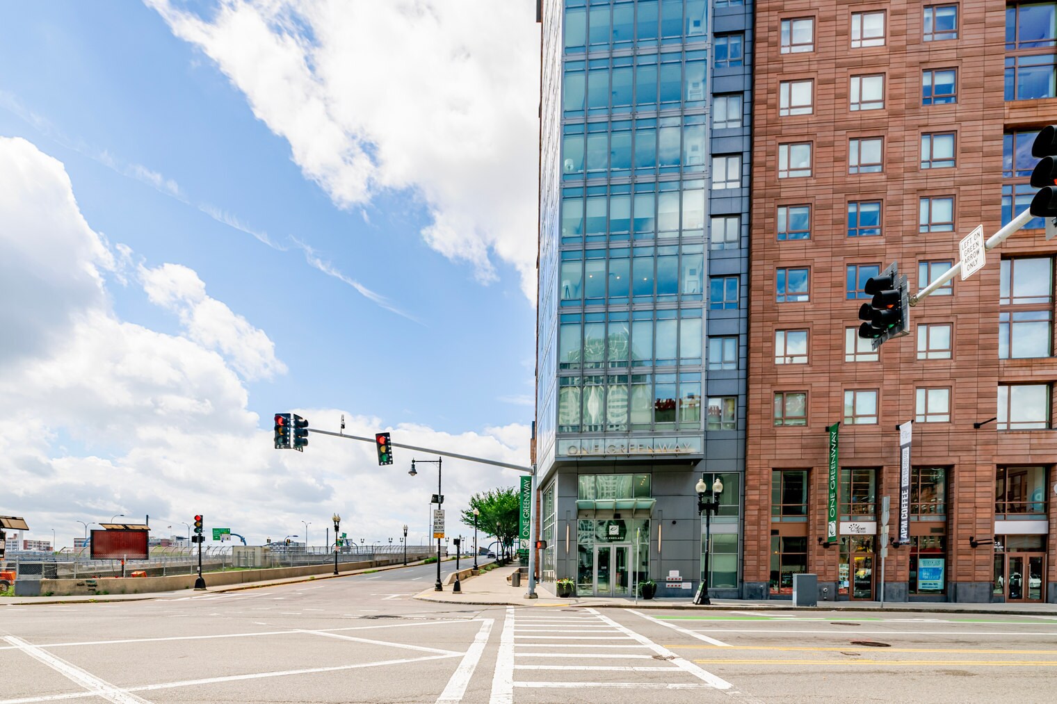 Building Photo - 99 Kneeland St