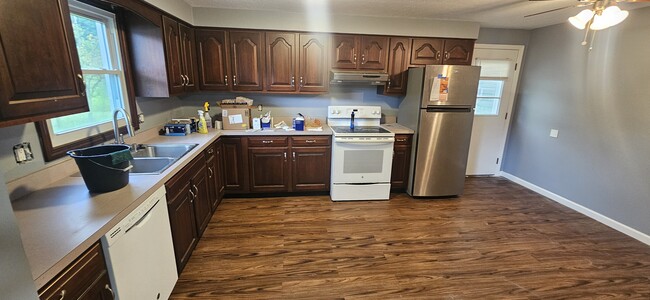Building Photo - 5793 Opal St