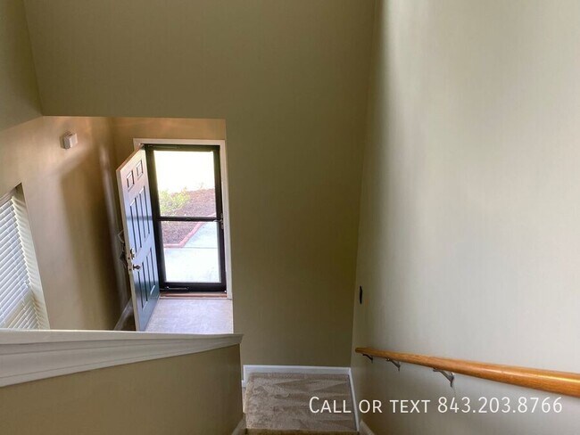 Building Photo - 145 Farm Quarters Dr
