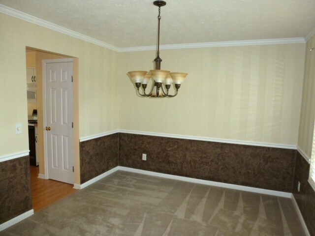 Building Photo - 924 Bamburgh Dr