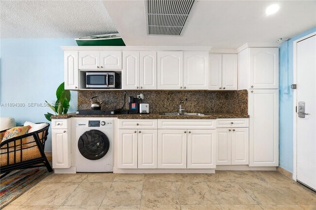 Building Photo - 19201 Collins Ave