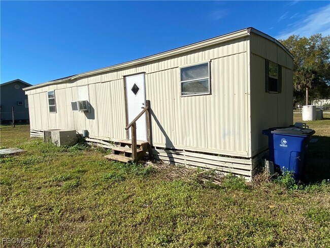 Building Photo - 8219 McDaniel Dr