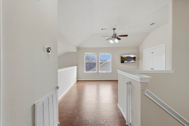 Building Photo - 12553 Canyon Hill Drive