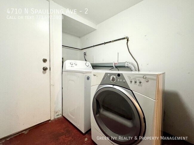 Building Photo - 4710 N Spaulding Ave
