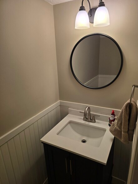 Building Photo - 8108 Timberlake Rd