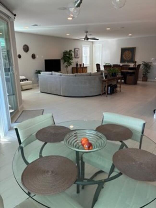 Building Photo - STUNNING NEWER HOME- GATED
