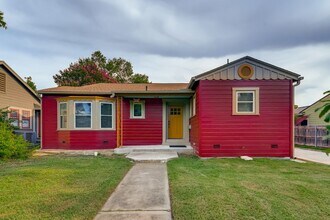 Building Photo - Minutes From Woodlawn Lake - 4 miles from ...