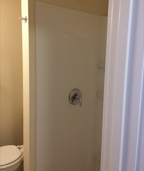 Building Photo - 145 Court St