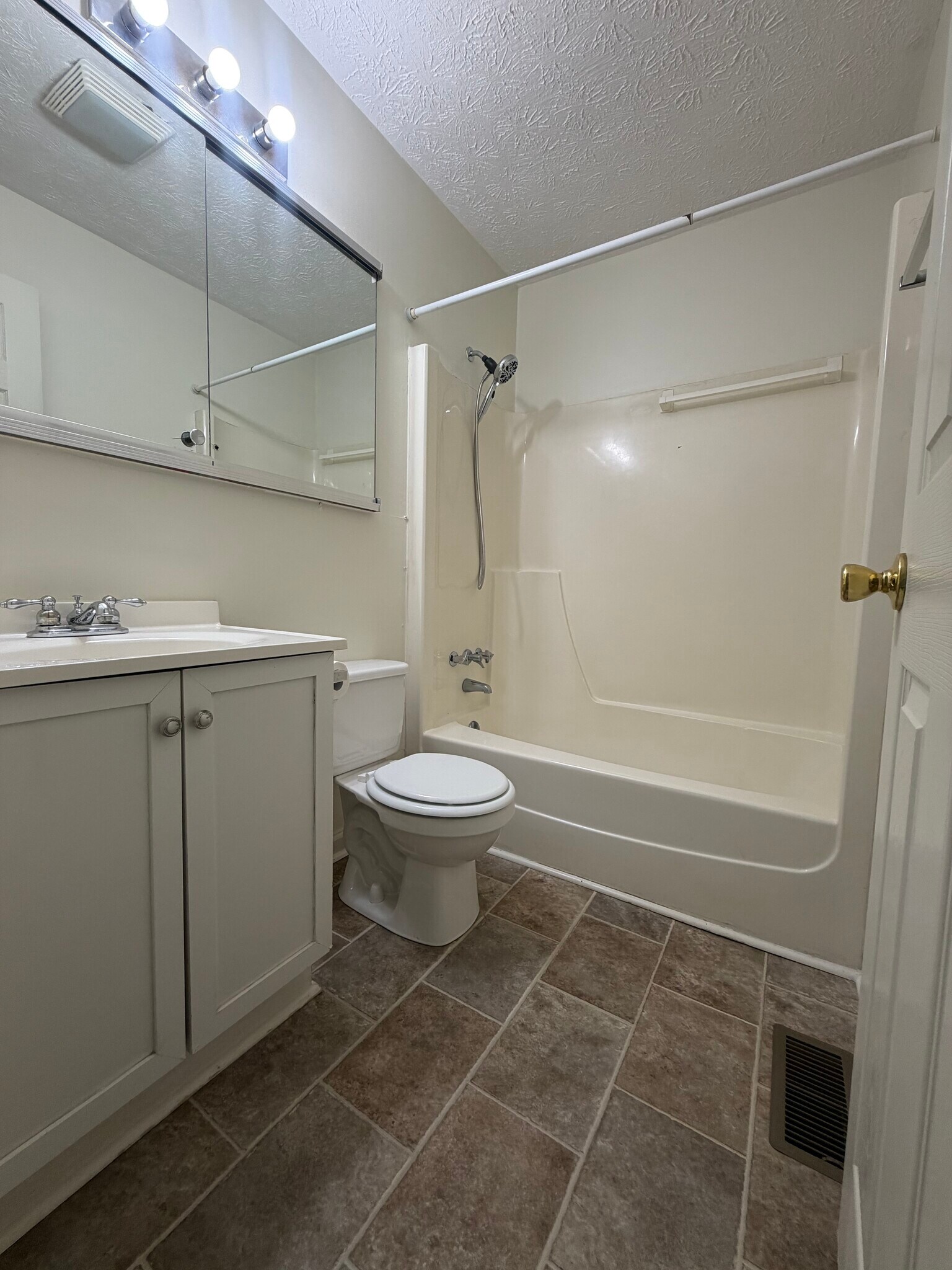 74 Bathroom - 74 Holiday Rd