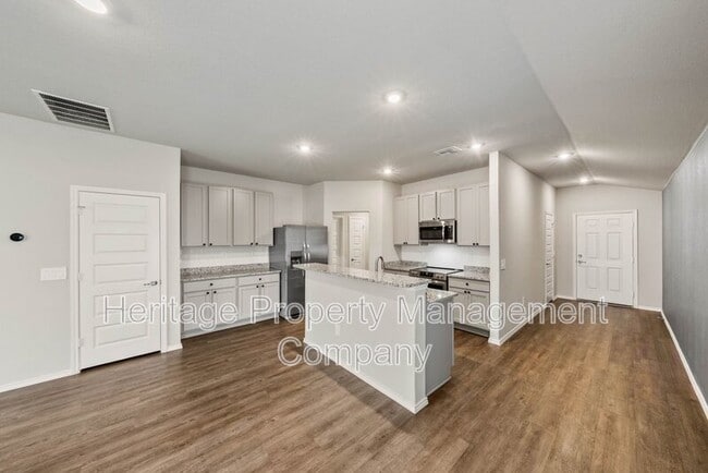 Building Photo - 544 Havarti Wy