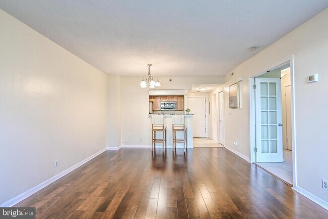 Building Photo - 5505 Seminary Rd