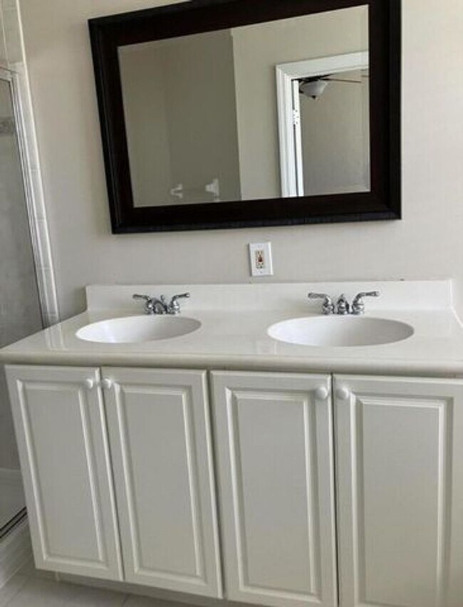 Building Photo - 101 Ocean Cay Way