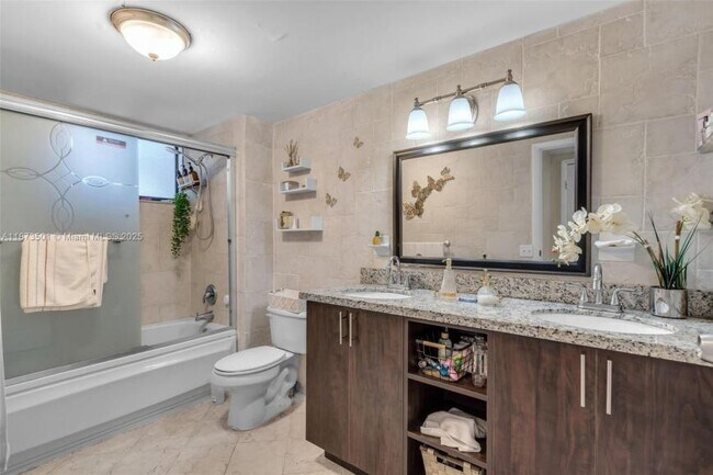 Building Photo - 2 bedroom in North Miami Beach FL 33179