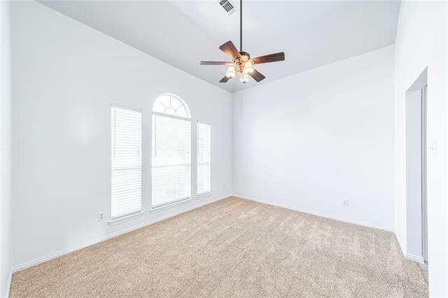 Building Photo - 3200 Heatherbrook Dr