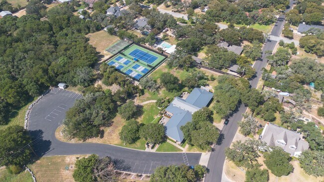 Building Photo - Beautiful Home in Shady Hollows Available ...