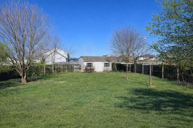 Building Photo - 3 Bed 2 Bath + Bonus Room